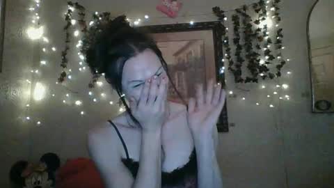 sillymillie0 online show from 09-17-25, 11:50