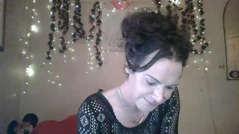 Snapshot of thesillymillie chatting on 07-16-26, 06:47 sillymillie0 online show from 07-16-26, 06:47