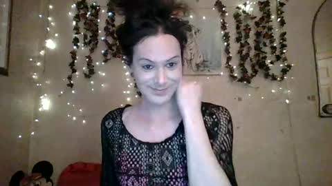 Snapshot of thesillymillie chatting on 08-03-26, 11:30 sillymillie0 online show from 08-03-26, 11:30