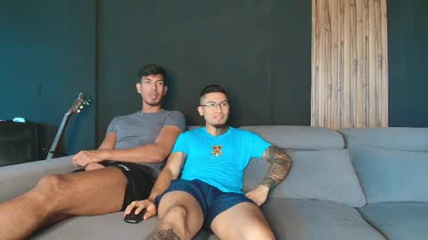 thestraightroom online show from 04-07-26, 01:00