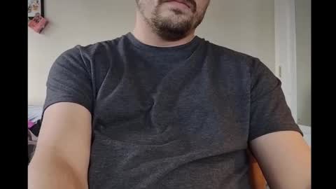 Snapshot of thesweetratguy chatting on 12-24-24, 05:55 thesweetratguy online show from 12-24-24, 05:55