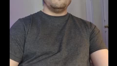 Snapshot of thesweetratguy chatting on 12-26-24, 10:20 thesweetratguy online show from 12-26-24, 10:20