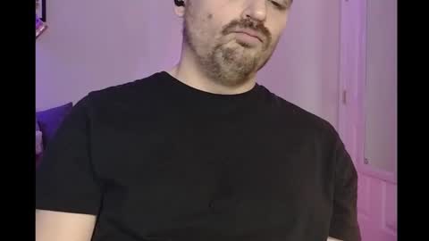 Snapshot of thesweetratguy chatting on 01-13-25, 10:45 thesweetratguy online show from 01-13-25, 10:45