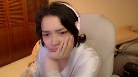 Mai online show from 04-09-26, 06:19