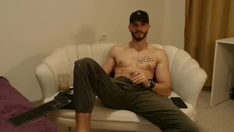 Snapshot of thetop200 chatting on 02-07-26, 05:27 TheTop online show from 02-07-26, 05:27