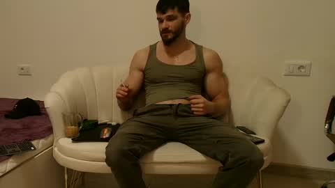 Snapshot of thetop200 chatting on 02-20-26, 07:36 TheTop online show from 02-20-26, 07:36