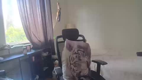 troy online show from 10-13-25, 07:03