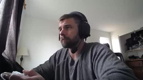 Snapshot of theufcfan_8181 chatting on 05-03-26, 10:49 troy online show from 05-03-26, 10:49