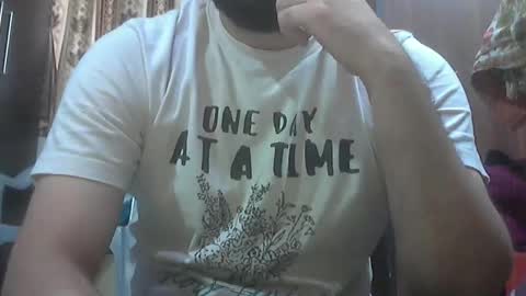 Snapshot of theultimateboss chatting on 10-09-25, 10:35 theultimateboss online show from 10-09-25, 10:35