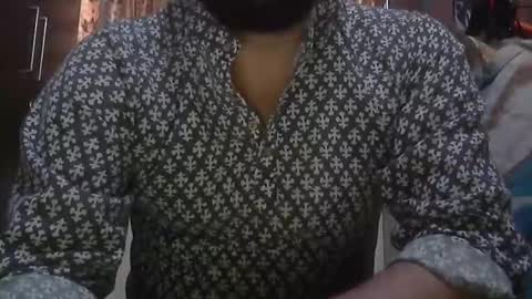 Snapshot of theultimateboss chatting on 11-08-25, 10:15 theultimateboss online show from 11-08-25, 10:15