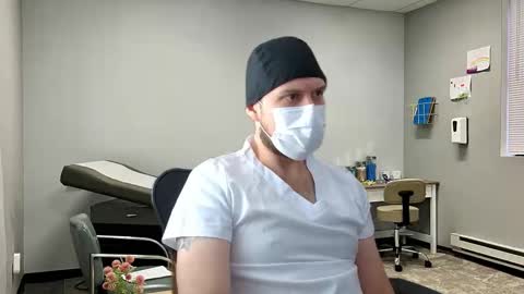 Snapshot of thewrongdoctor chatting on 11-22-25, 10:14 WrongDoctor online show from 11-22-25, 10:14