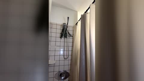 B A E online show from 01-12-26, 09:58