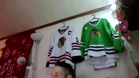 Snapshot of theycallmemellowthebreeze chatting on 01-29-25, 02:51 mellow online show from 01-29-25, 02:51