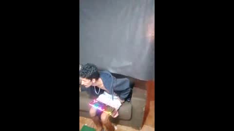 theyllorwillians online show from 05-11-26, 04:04