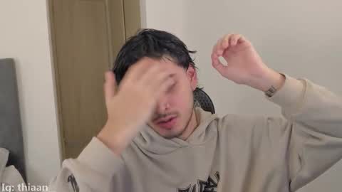 thiaan__ online show from 11-16-25, 08:25