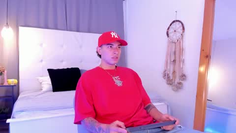 Thiago  online show from 04-04-26, 12:13