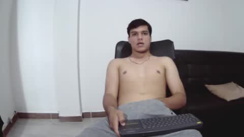 Snapshot of thiago__diaz chatting on 02-09-25, 08:45 Thiago Diaz online show from 02-09-25, 08:45