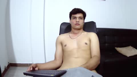 Snapshot of thiago__diaz chatting on 02-09-25, 11:46 Thiago Diaz online show from 02-09-25, 11:46