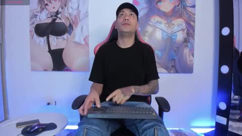 Snapshot of thiago_collins16 chatting on 11-07-25, 12:05 Thiago online show from 11-07-25, 12:05