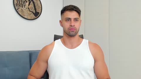 thiago_driussi online show from 01-12-25, 04:52