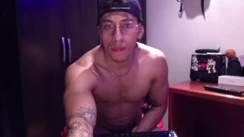 thiago_happy online show from 03-04-25, 03:22