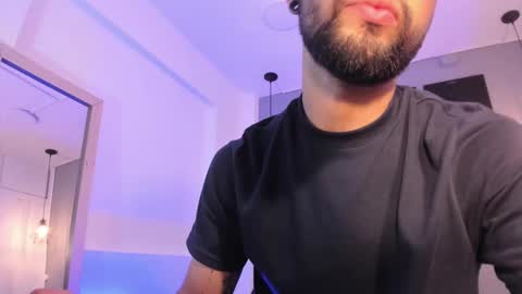 Thiago online show from 12-03-24, 04:03