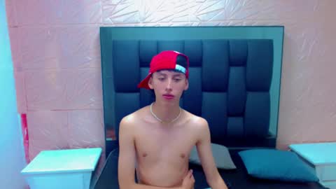 thiago_twink38 online show from 02-11-26, 08:30