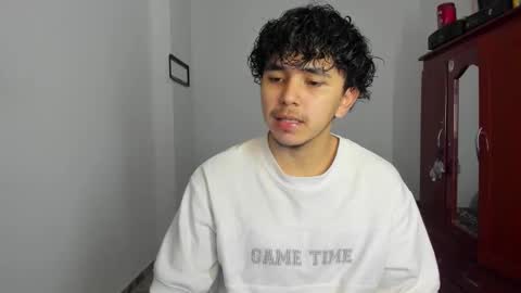 Thiago online show from 10-08-25, 04:37