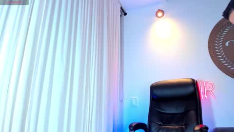 thiago online show from 11-12-25, 05:41