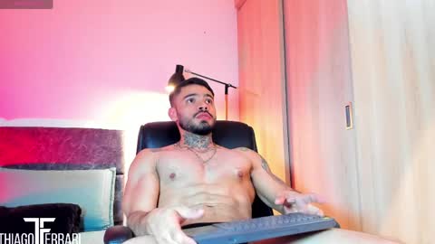 Snapshot of thiagoferrari1 chatting on 05-17-26, 05:16 thiago online show from 05-17-26, 05:16