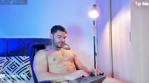 Snapshot of thiagoferrari1 chatting on 06-08-26, 01:22 thiago online show from 06-08-26, 01:22
