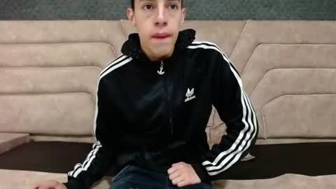Thiago   online show from 07-15-26, 12:32