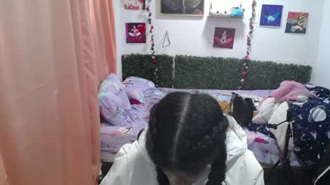 thiana_horny online show from 06-10-26, 12:26
