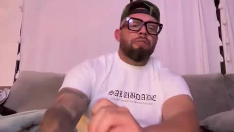 thiccbull12 online show from 06-04-26, 09:48