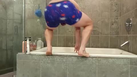 Snapshot of thiccman97 chatting on 12-07-24, 03:04 thiccman97 online show from 12-07-24, 03:04