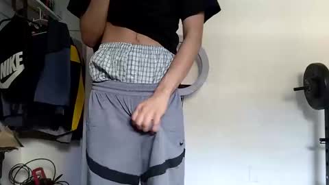 Snapshot of thickbigdick789 chatting on 10-19-25, 11:38 thickbigdick789 online show from 10-19-25, 11:38