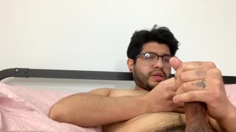 Snapshot of thickcockmatt chatting on 12-15-24, 08:04 ThickCockMatt online show from 12-15-24, 08:04