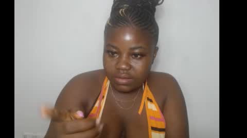 thickebonny7 online show from 02-12-26, 03:01