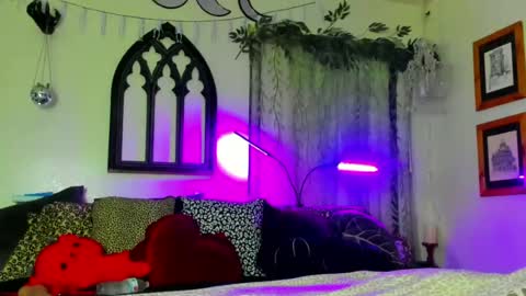 Snapshot of thickneyaadams chatting on 07-01-26, 04:25 thickneyaadams online show from 07-01-26, 04:25