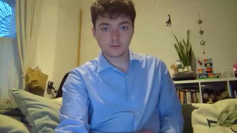 Snapshot of thickplantguy chatting on 10-10-25, 05:23 thickplantguy online show from 10-10-25, 05:23