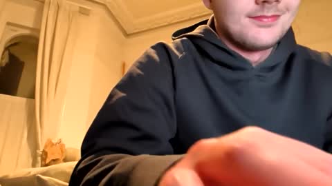 Snapshot of thickplantguy chatting on 10-31-25, 06:31 thickplantguy online show from 10-31-25, 06:31