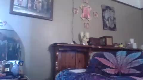 Thickthighs92 online show from 09-26-25, 08:35