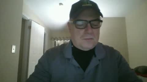 Snapshot of thickwhiteload chatting on 12-13-24, 03:00 thickwhiteload online show from 12-13-24, 03:00