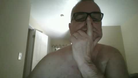 Snapshot of thickwhiteload chatting on 01-06-25, 03:40 thickwhiteload online show from 01-06-25, 03:40