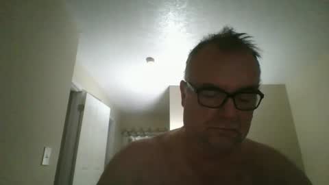 Snapshot of thickwhiteload chatting on 02-02-25, 02:24 thickwhiteload online show from 02-02-25, 02:24