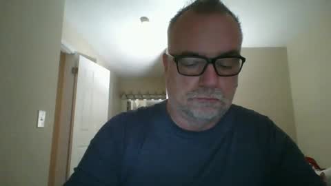 Snapshot of thickwhiteload chatting on 02-11-25, 03:51 thickwhiteload online show from 02-11-25, 03:51