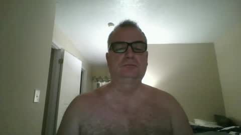 Snapshot of thickwhiteload chatting on 02-23-25, 01:32 thickwhiteload online show from 02-23-25, 01:32