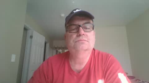 Snapshot of thickwhiteload chatting on 03-10-25, 06:23 thickwhiteload online show from 03-10-25, 06:23