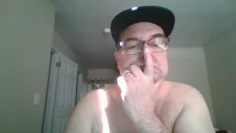 Snapshot of thickwhiteload chatting on 01-18-26, 06:01 thickwhiteload online show from 01-18-26, 06:01