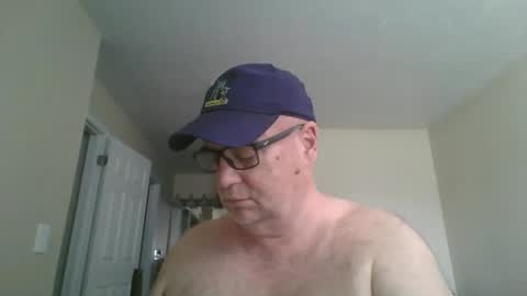 Snapshot of thickwhiteload chatting on 05-13-26, 05:10 thickwhiteload online show from 05-13-26, 05:10